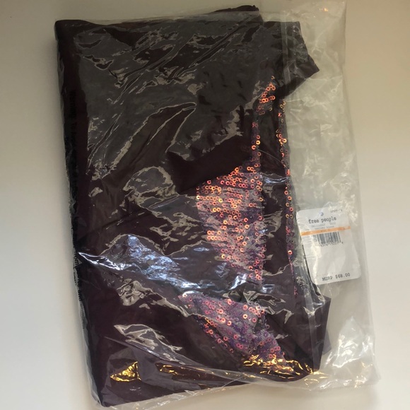 Free People Turn It On Cami Sequins Top Plum Color Sleeveless Blouse Size S - Picture 4 of 8